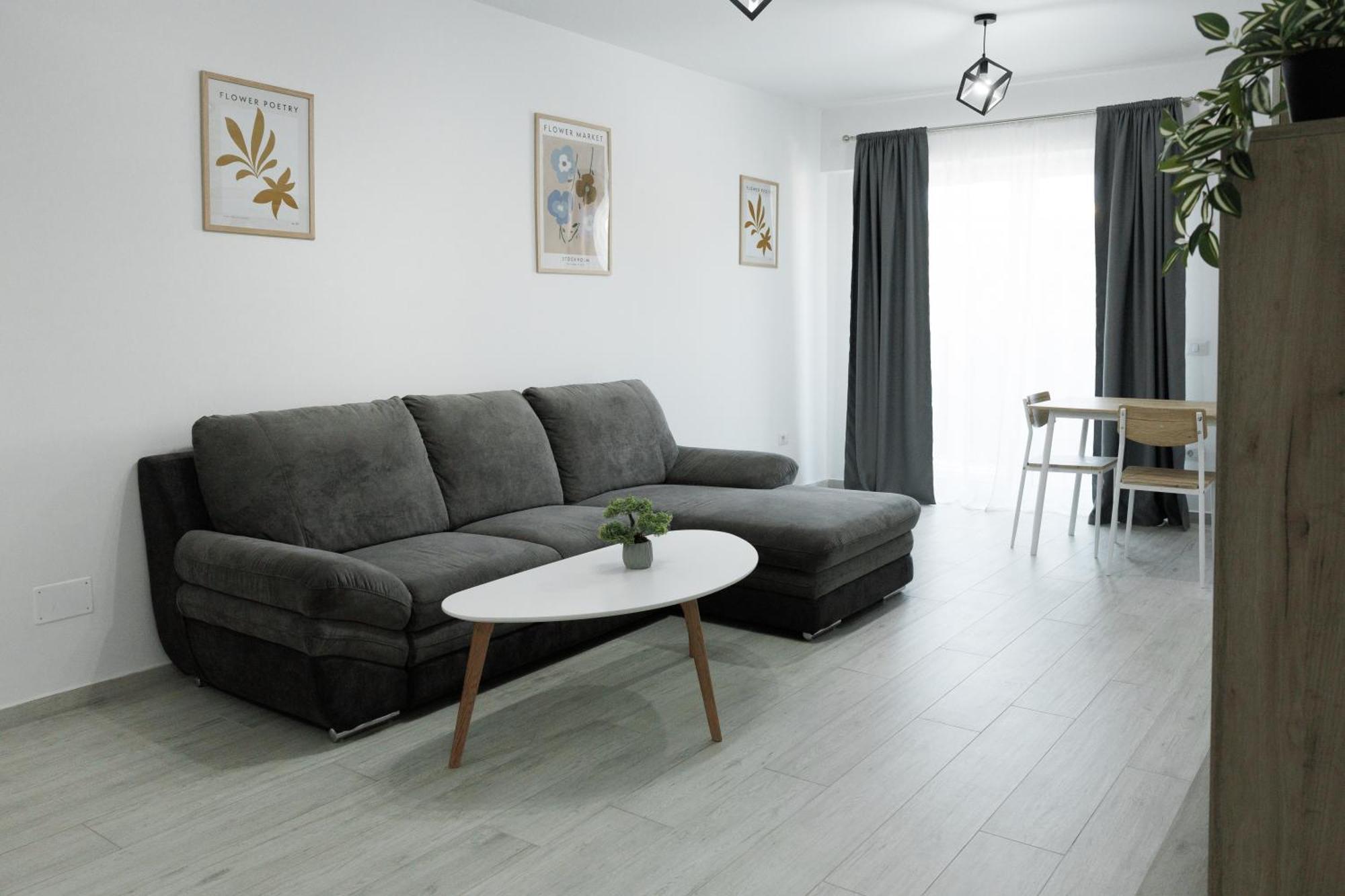 Cozy Aparthotel K Suceava Exterior photo